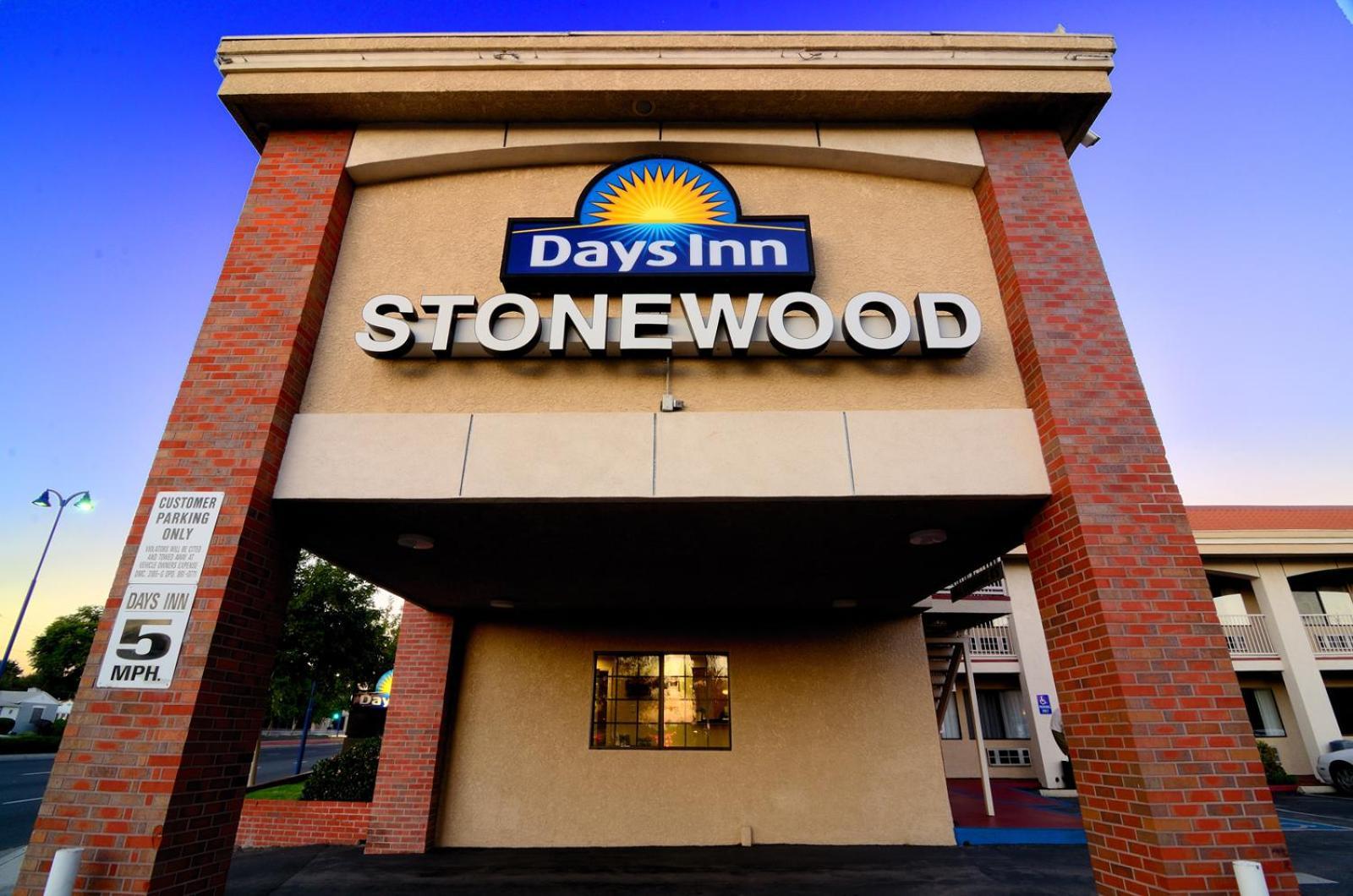 Days Inn By Wyndham Downey Eksteriør bilde